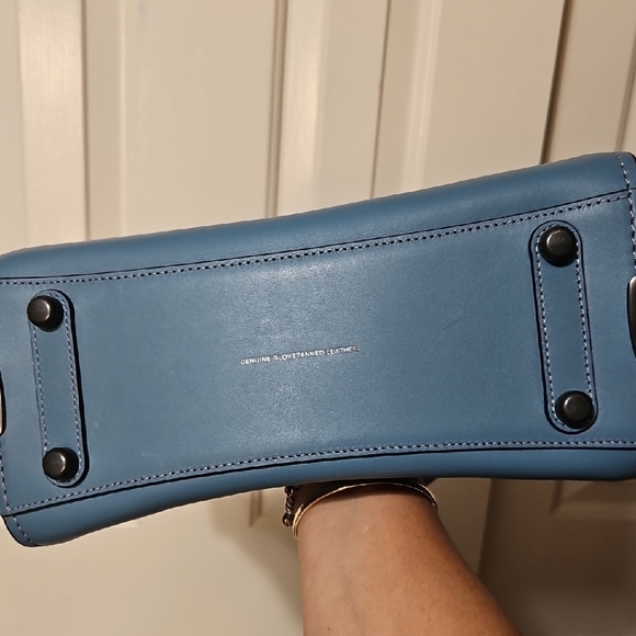 Coach NWOT Swagger With Tea Roses Design Blue Satchel/crossbody Bag - Picture 8 of 13